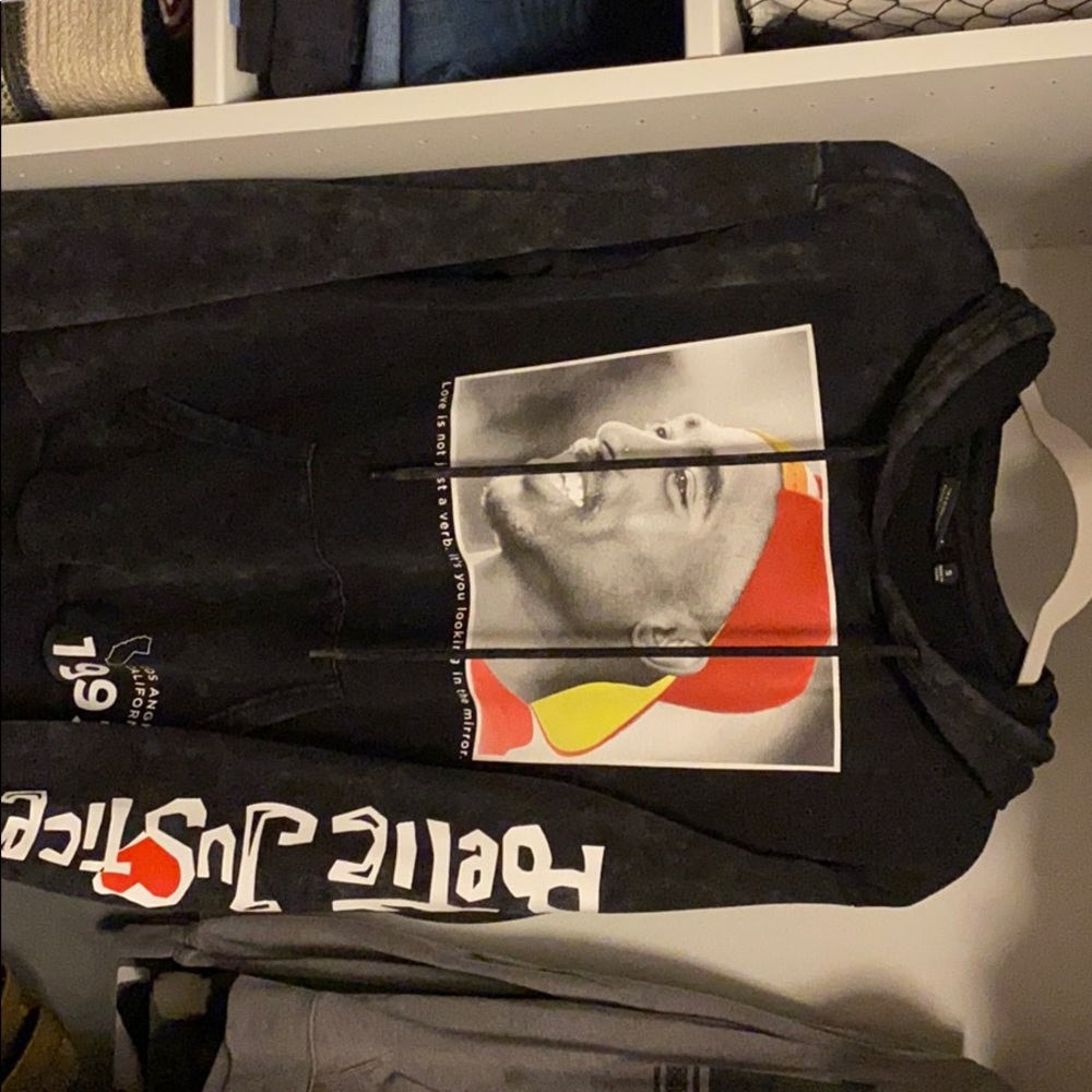 Small Tupac hoodie